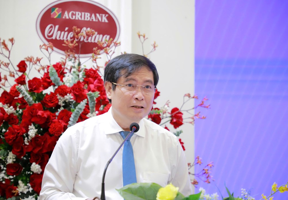 Sửa đổi, hoàn thiện Luật Báo chí trong kỷ nguyên số:
Đặt nền móng cho báo chí hiện đại, chuyên nghiệp và hội nhập- Ảnh 1. Sửa đổi, hoàn thiện Luật Báo chí trong kỷ nguyên số:
Đặt nền móng cho báo chí hiện đại, chuyên nghiệp và hội nhập- Ảnh 1.