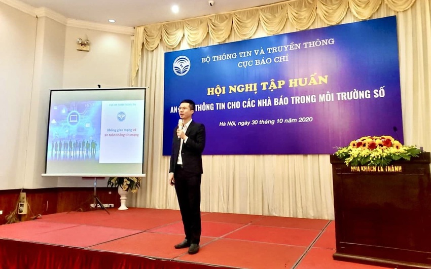 Tập huấn “An toàn thông tin cho các nhà báo
trong môi trường số”